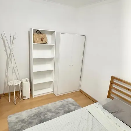 Quarto em Acomodações Particulares Charming In Beautiful Campo De Ourique Lisboa