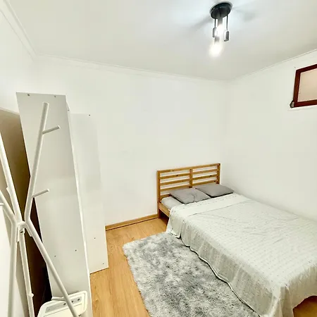 Charming In Beautiful Campo De Ourique Homestay *